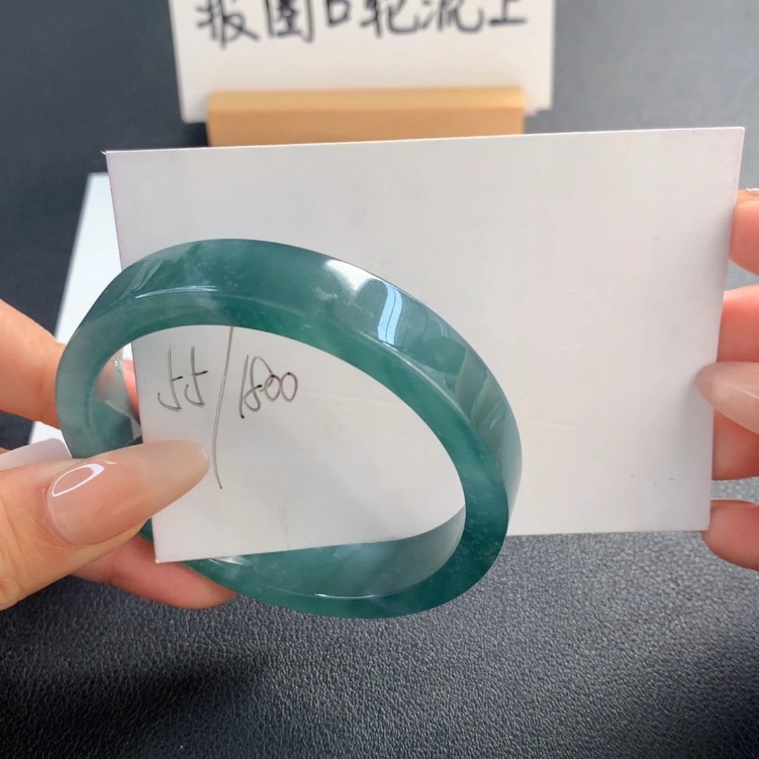 翡翠未镶嵌手镯天然翡翠