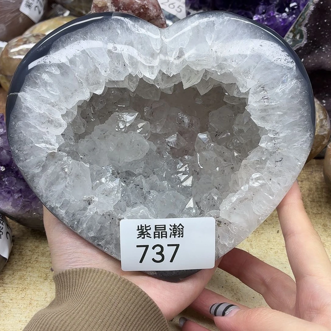 玛瑙/玉髓未镶嵌珠宝奇石
