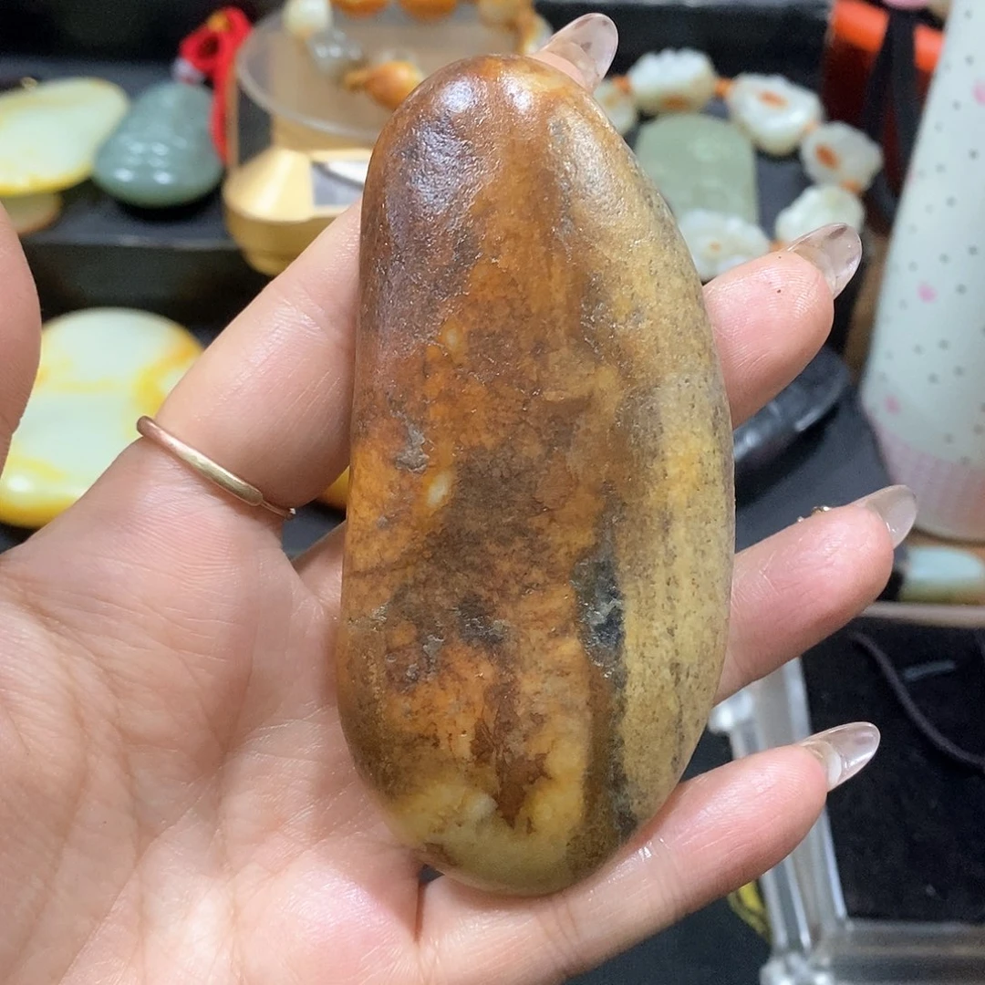 未镶嵌和田玉（子料）挂件