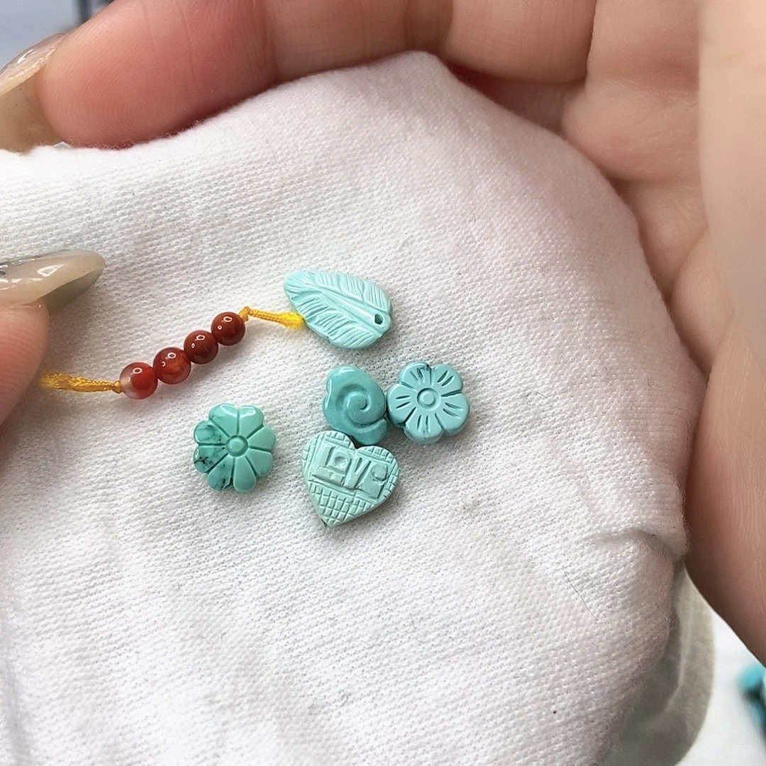 南红玛瑙未镶嵌珠宝奇石