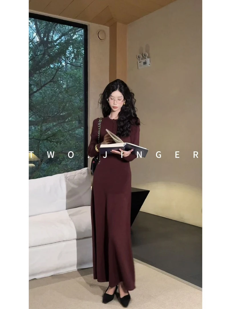 二静子 极简约静奢（小蛮腰）琎口羊毛高奢气质显瘦连衣裙 HG99996