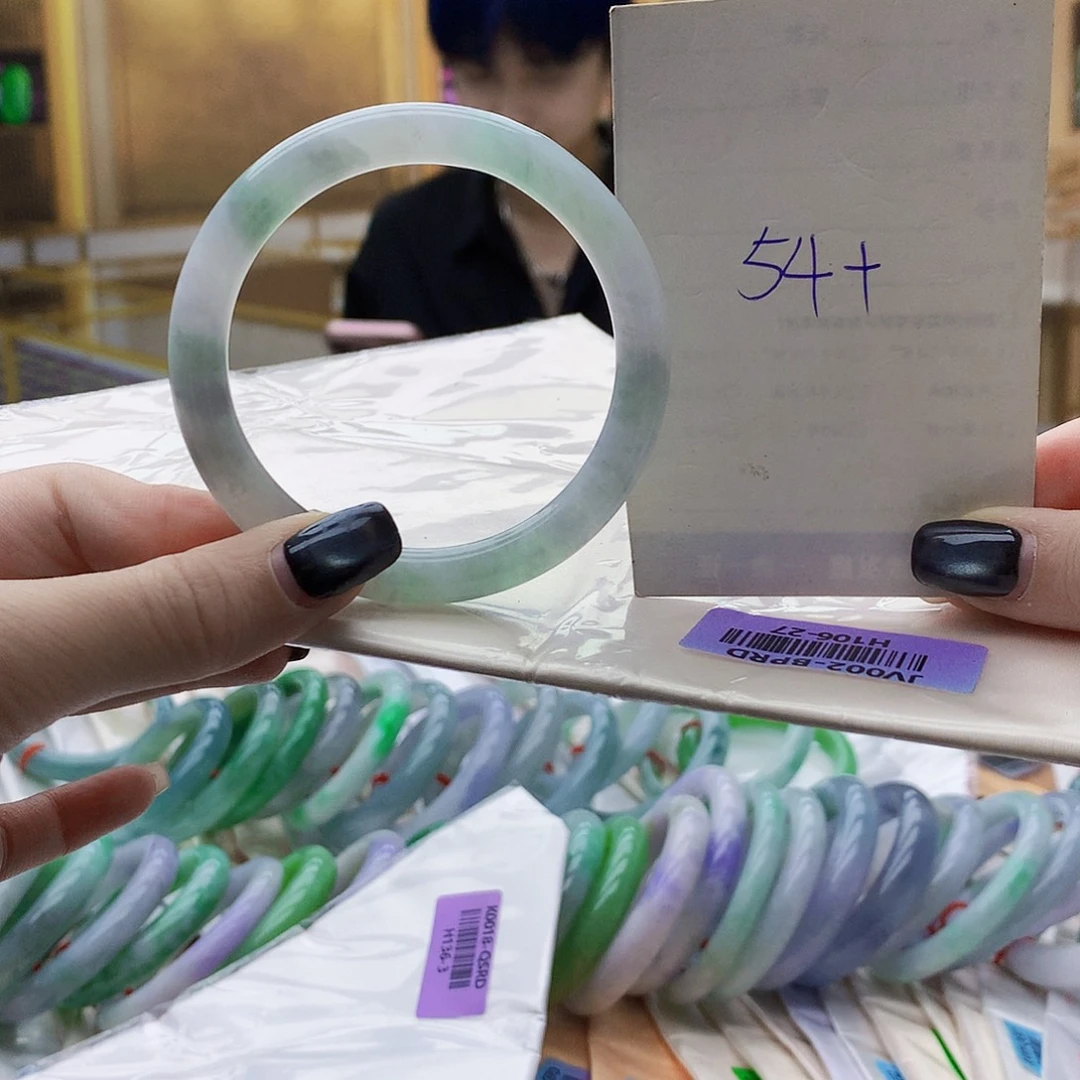 翡翠未镶嵌手镯hhh