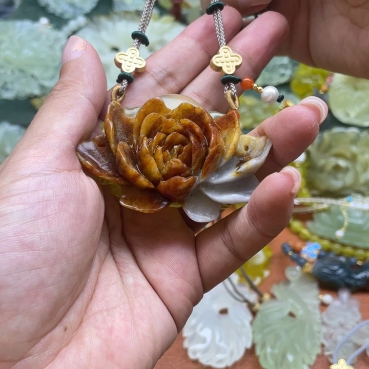 未镶嵌蛇纹石玉项链