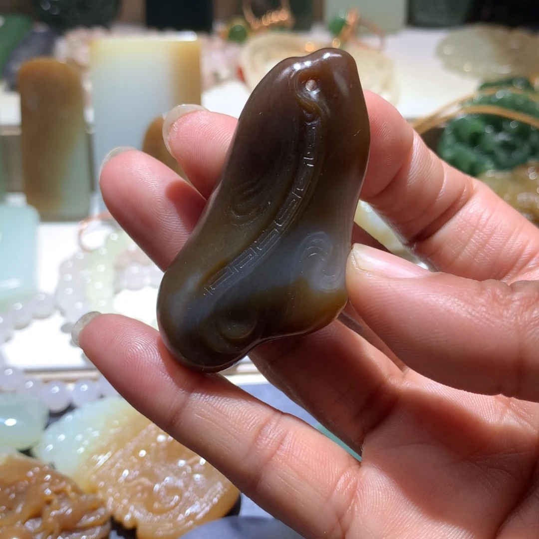 和田玉颈饰未镶嵌《****司