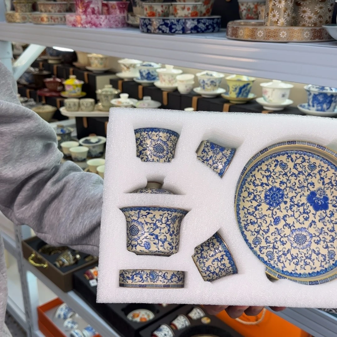 当代艺术名家辞典