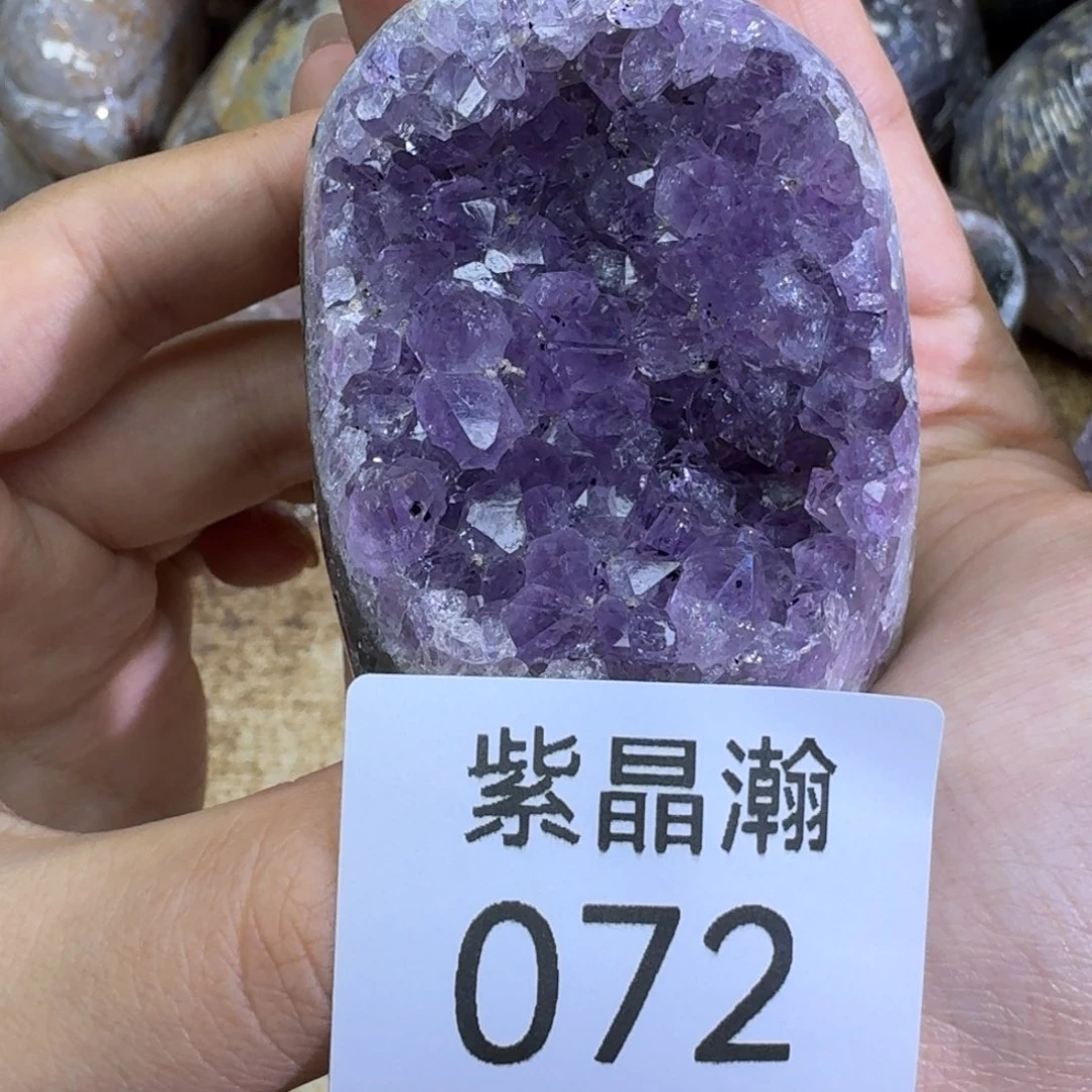 未镶嵌水晶大型摆件（非配饰）