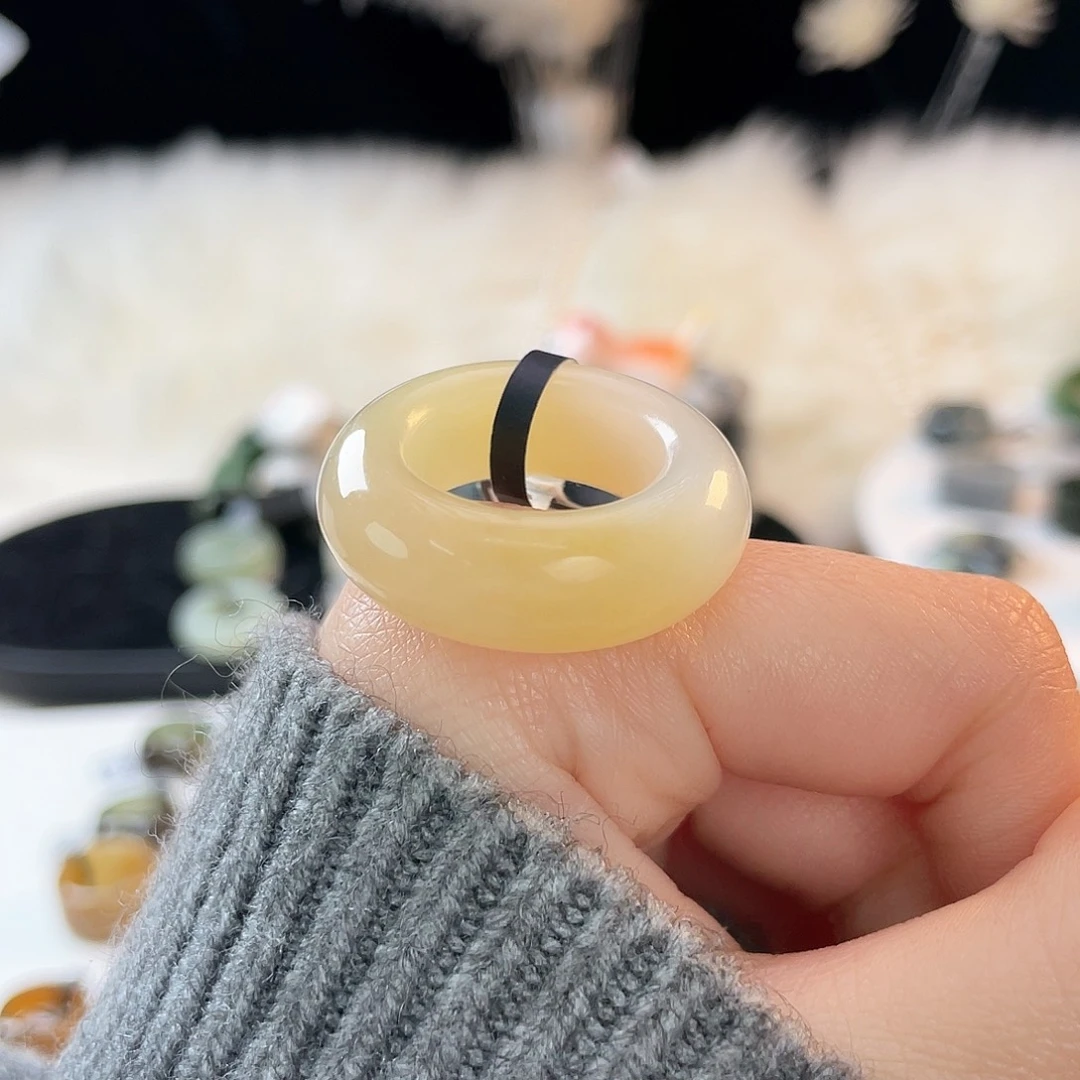 ****弟和田玉未镶嵌戒指k13糖白甜甜圈18.3mm