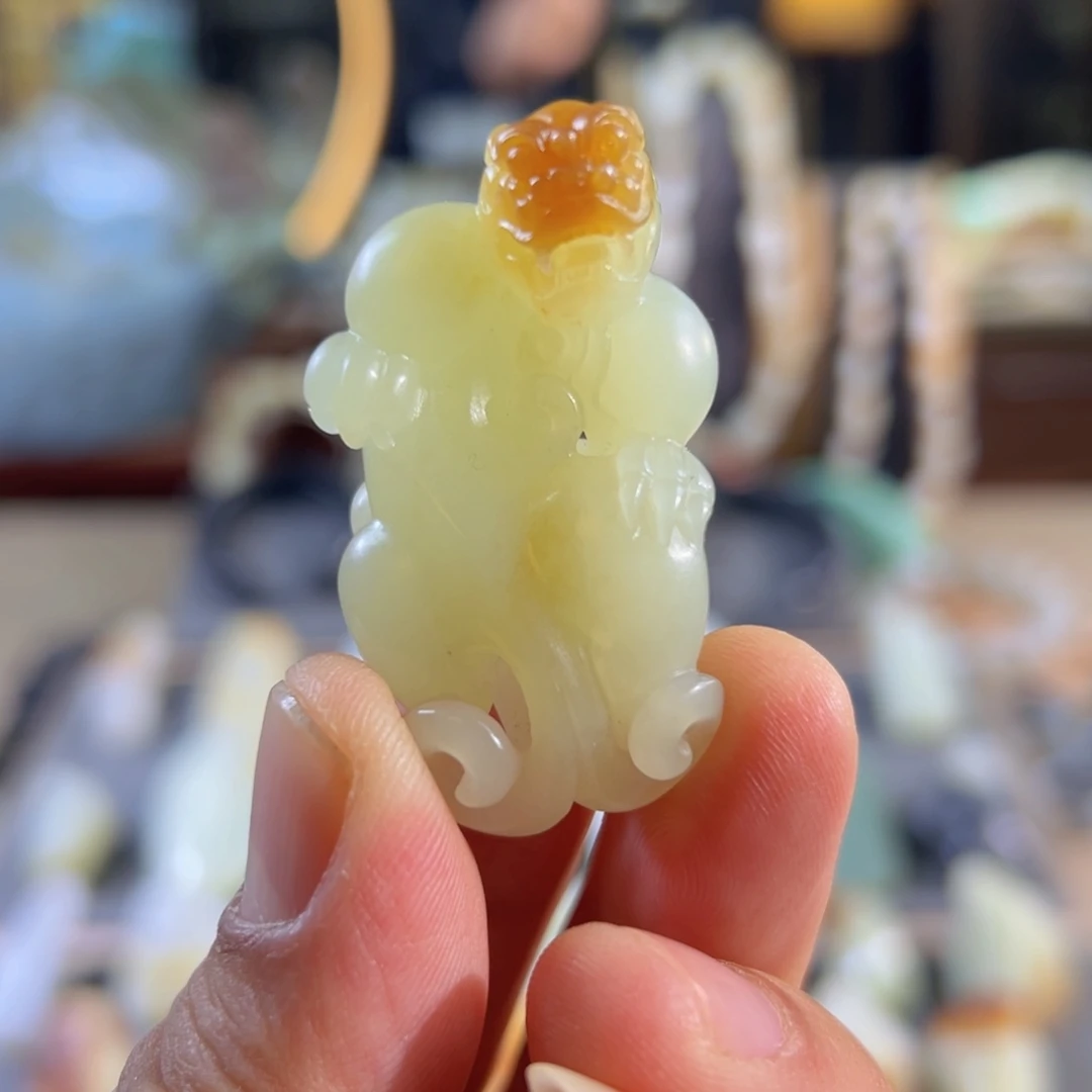 和田玉颈饰未镶嵌且未