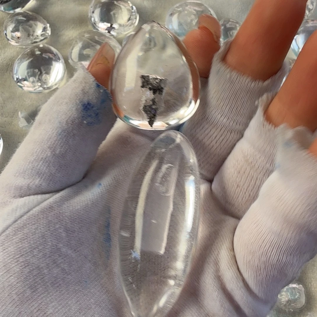 ****莹车挂未镶嵌水晶水晶