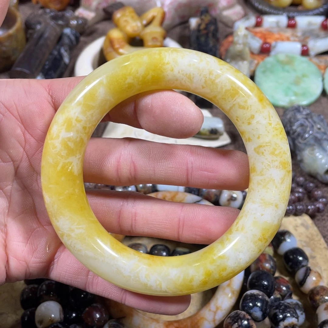 和田玉吊坠(不含链)未镶嵌极****油