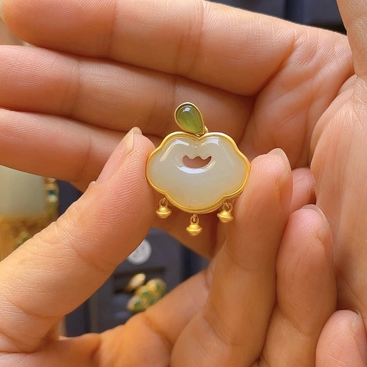 和田玉银S925镀金镶嵌颈饰