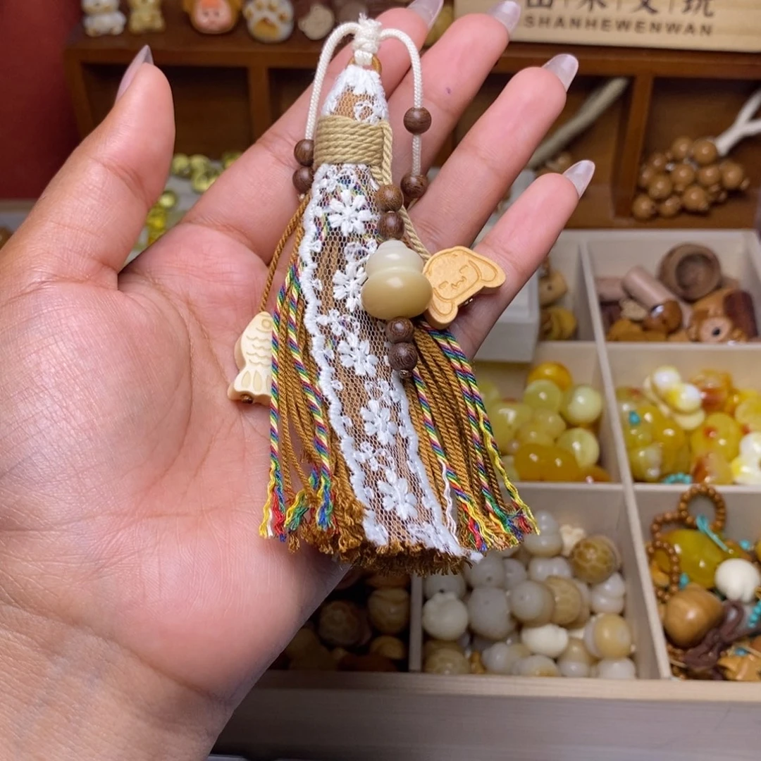 玲***当吊坠猴头核桃焦糖玛奇朵流苏