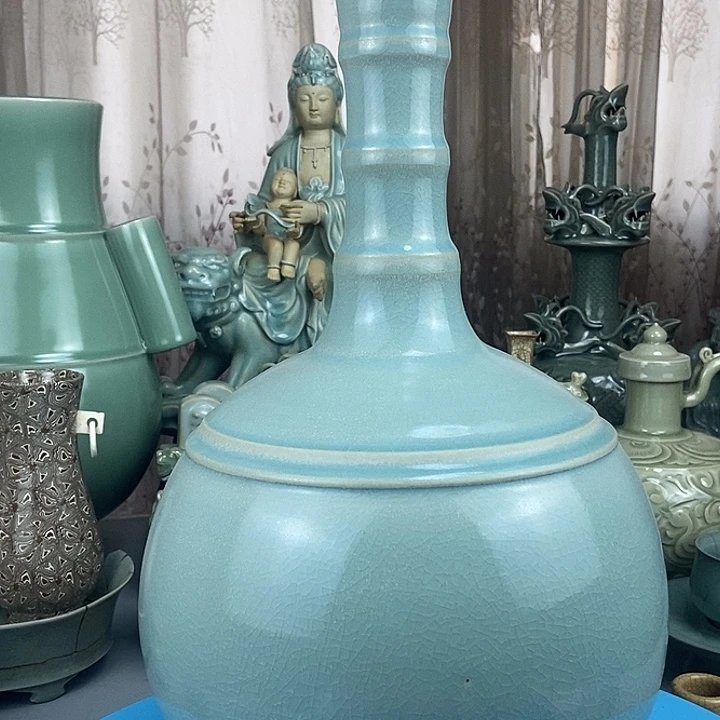 汝瓷天青釉一件漏了