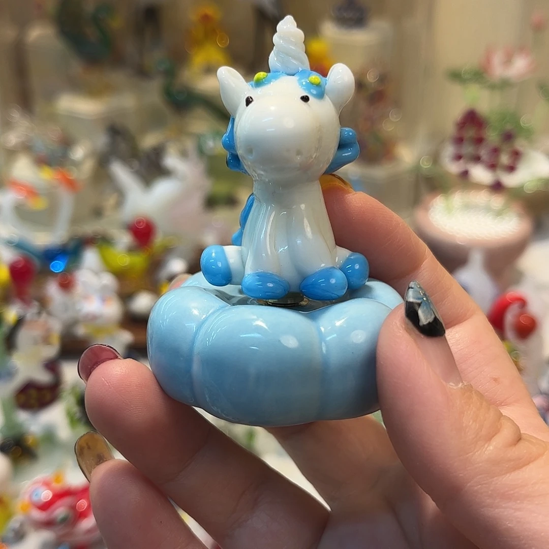 琉璃手工艺品旋转独角兽