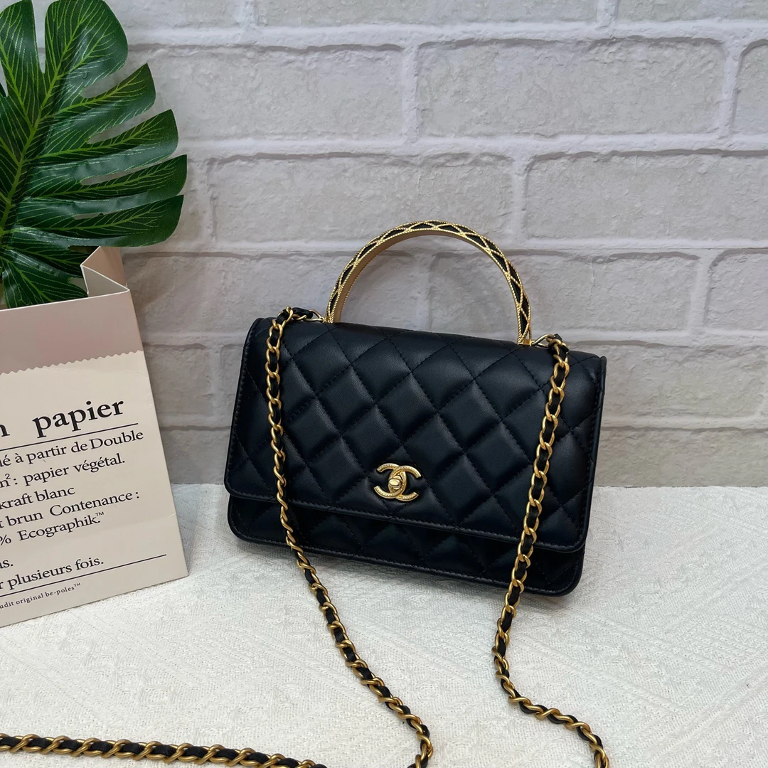 99新 Chanel/香奈儿 /23A 蕾丝手柄发财woc/黑金羊/23年芯片款