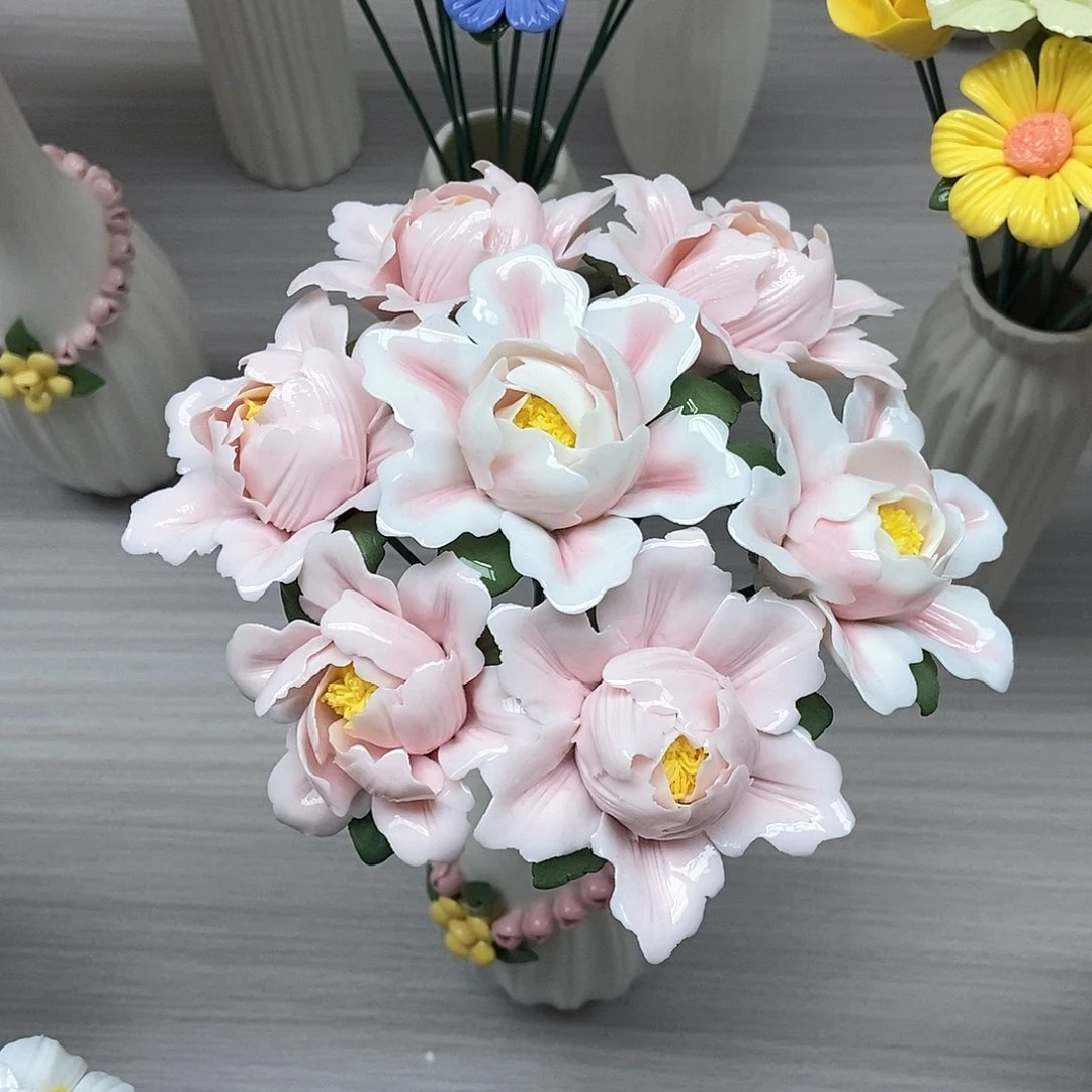 摆件陶瓷艺术家的作品