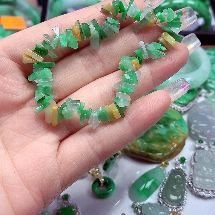 颈饰未镶嵌翡翠翡翠