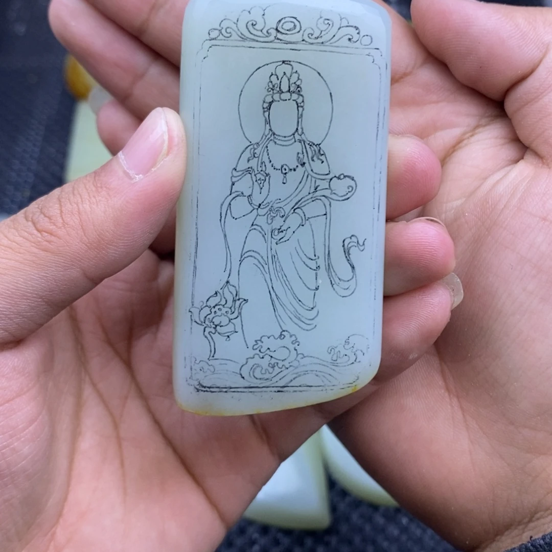 R***n定制和田玉未镶嵌定制