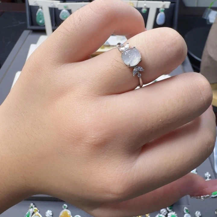 颈饰银S925镶嵌翡翠