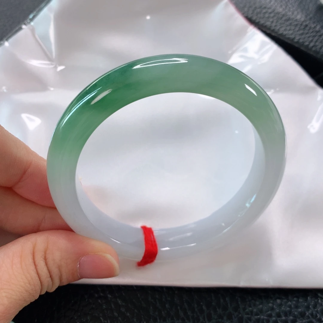 未镶嵌手镯翡翠渐变色半山水258