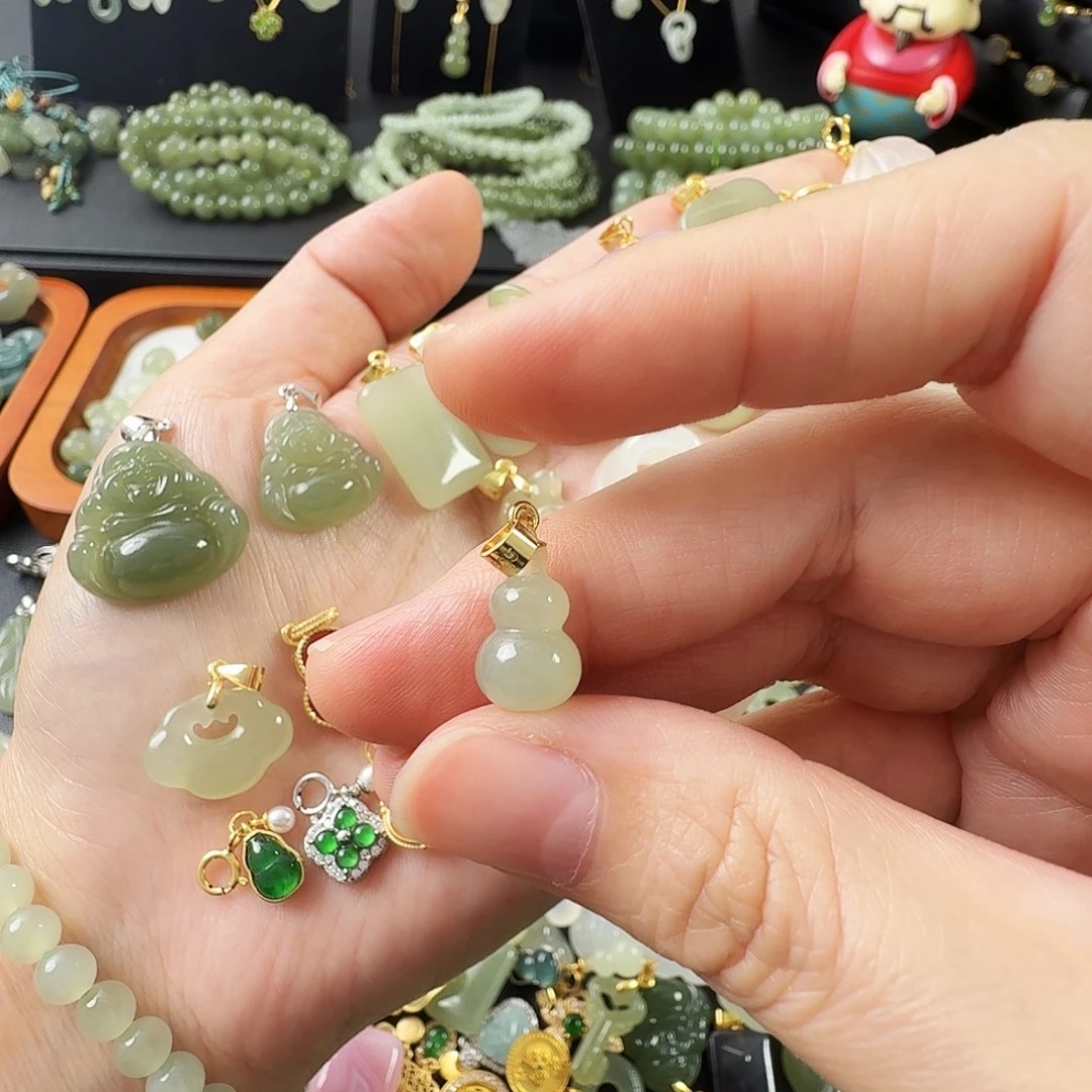 和田玉银S925镶嵌颈饰