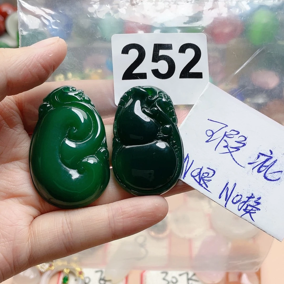 合金颈饰玛瑙/玉髓双***
