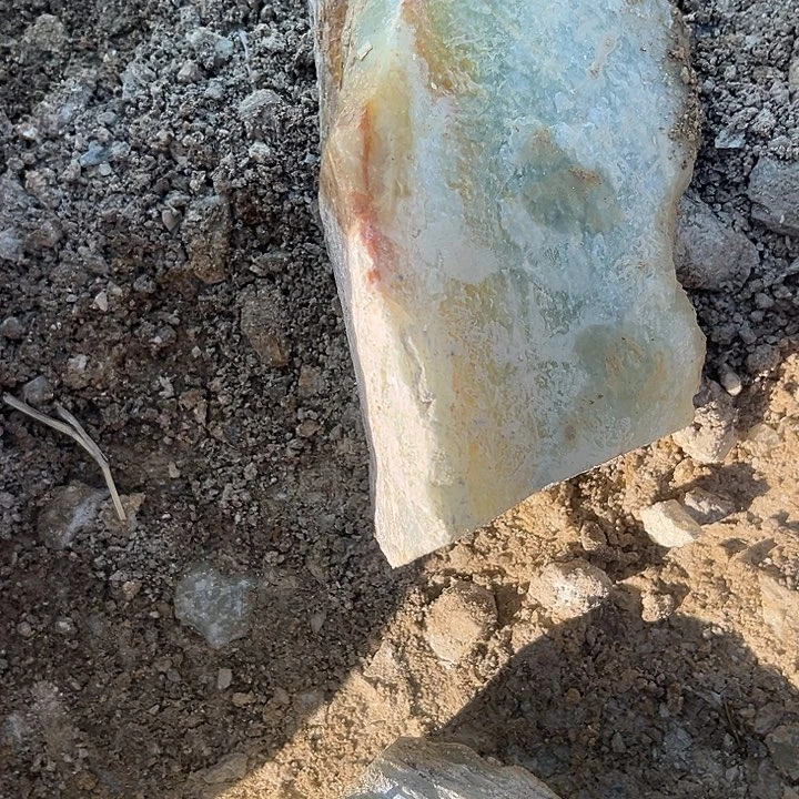 石***友蛇纹石玉未镶嵌天然岫玉原石多样性发一