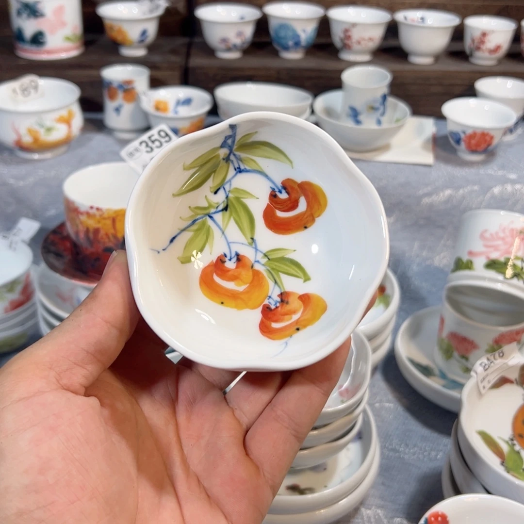 景德镇手工手绘陶瓷4寸花开蝶