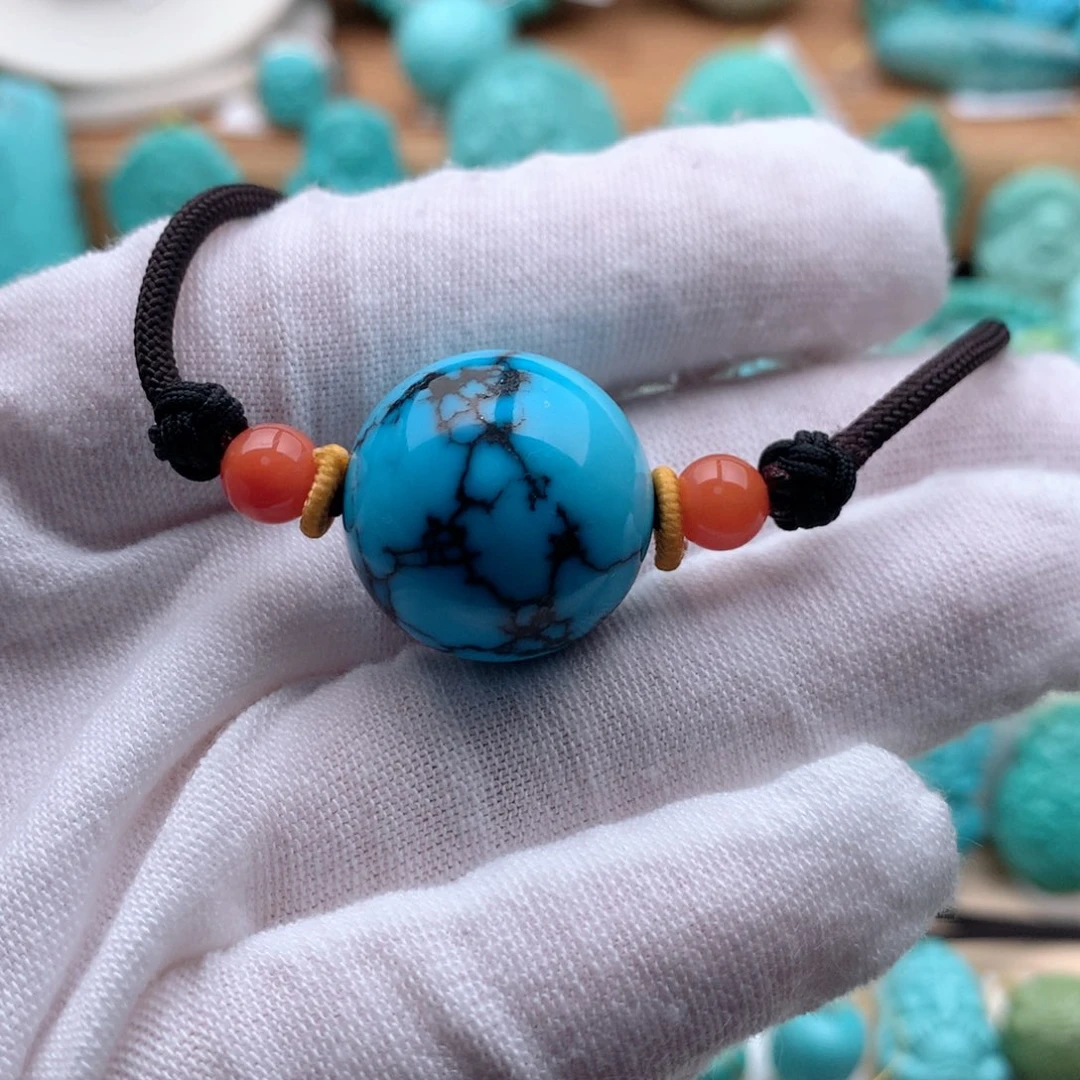 绿松石颈饰未镶嵌