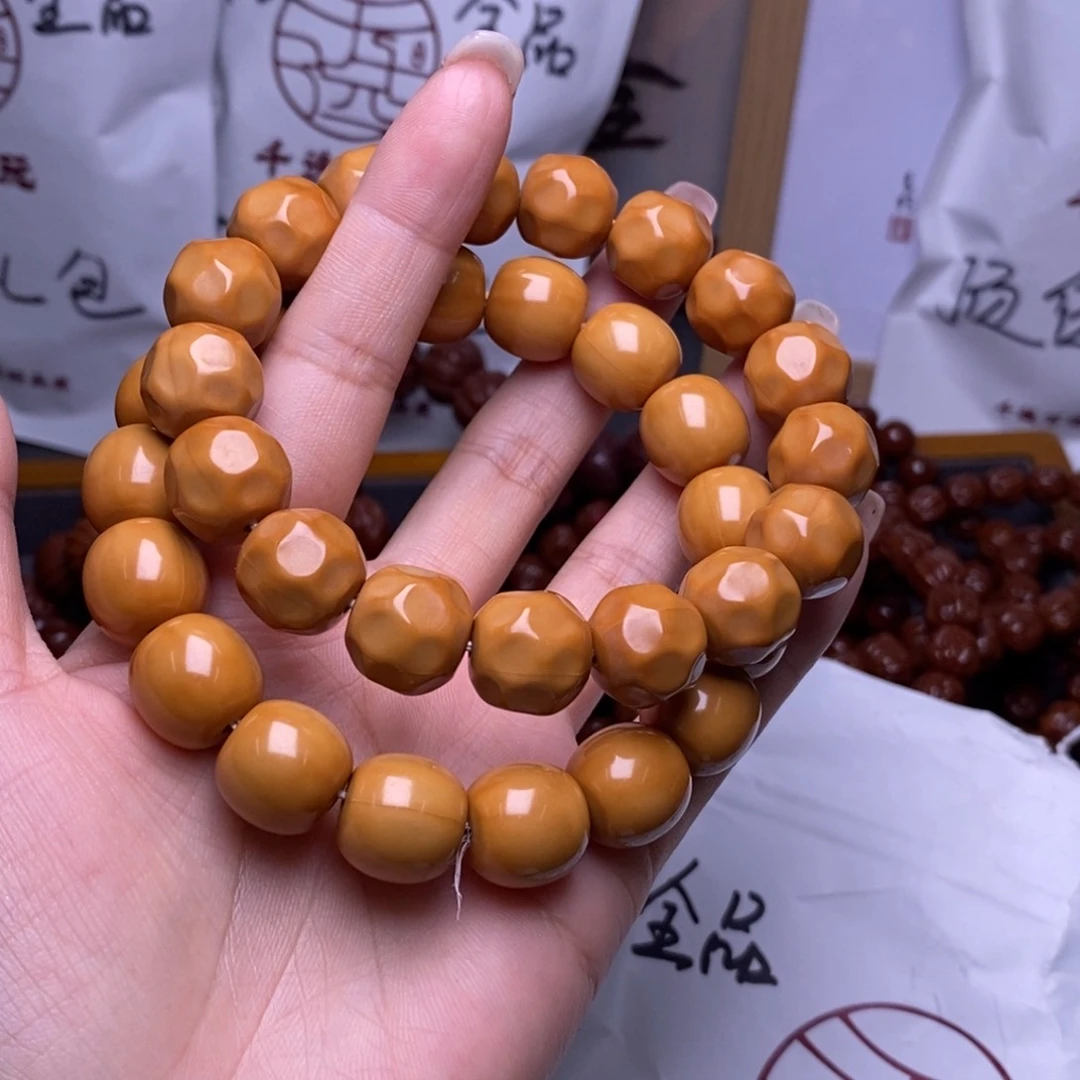 猴头核桃手串老型奶酪