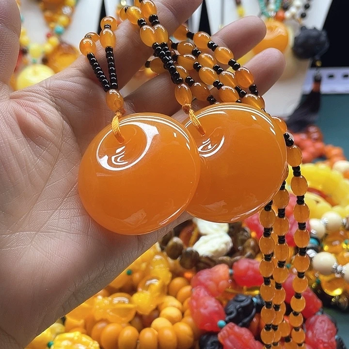 琥珀未镶嵌手链平安吊坠福利