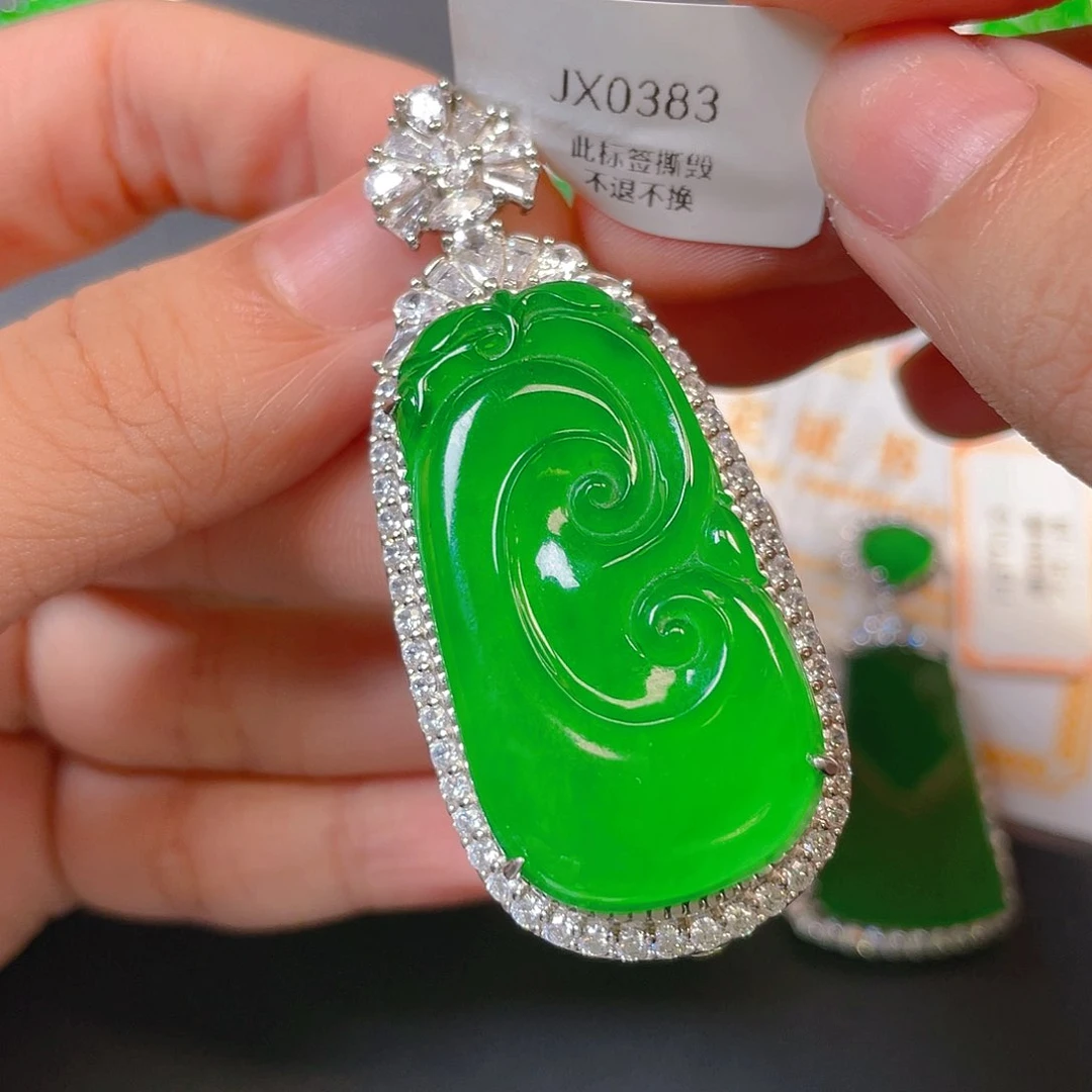 【闪购商品】颈饰银S925镶嵌翡翠翡翠