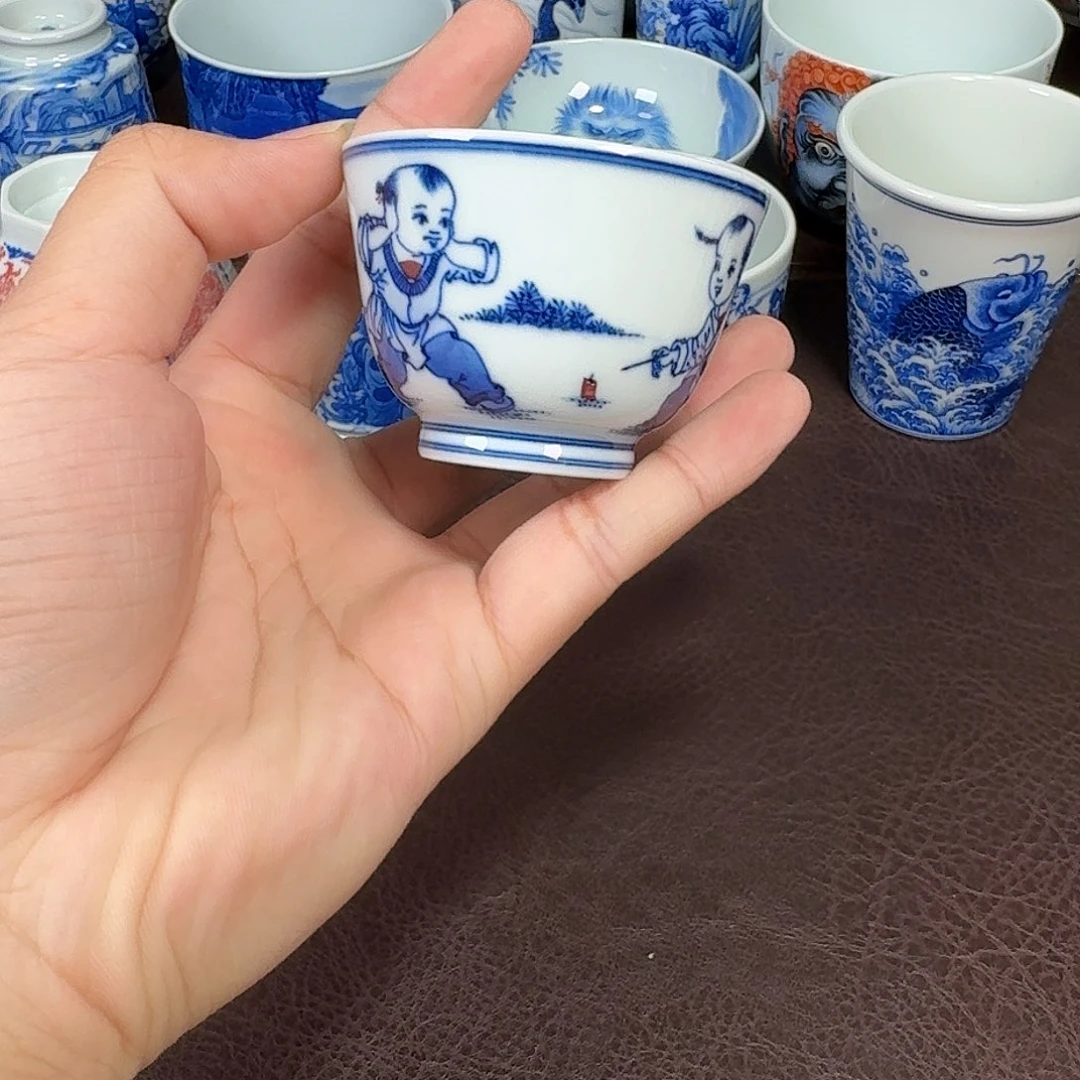 现代景德镇陶瓷杯