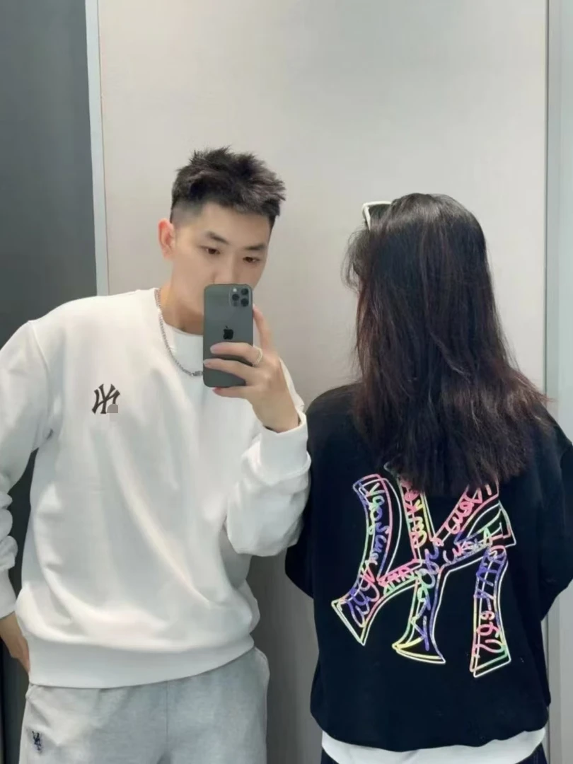 正确版M*B秋冬新款男女情侣潮流彩色涂鸦印花大LOGO圆领套头卫衣