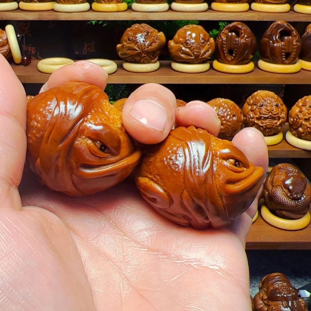 橄榄核手串金****）吞金兽11