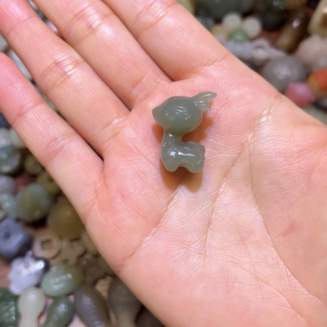 和田玉颈饰未镶嵌霓*