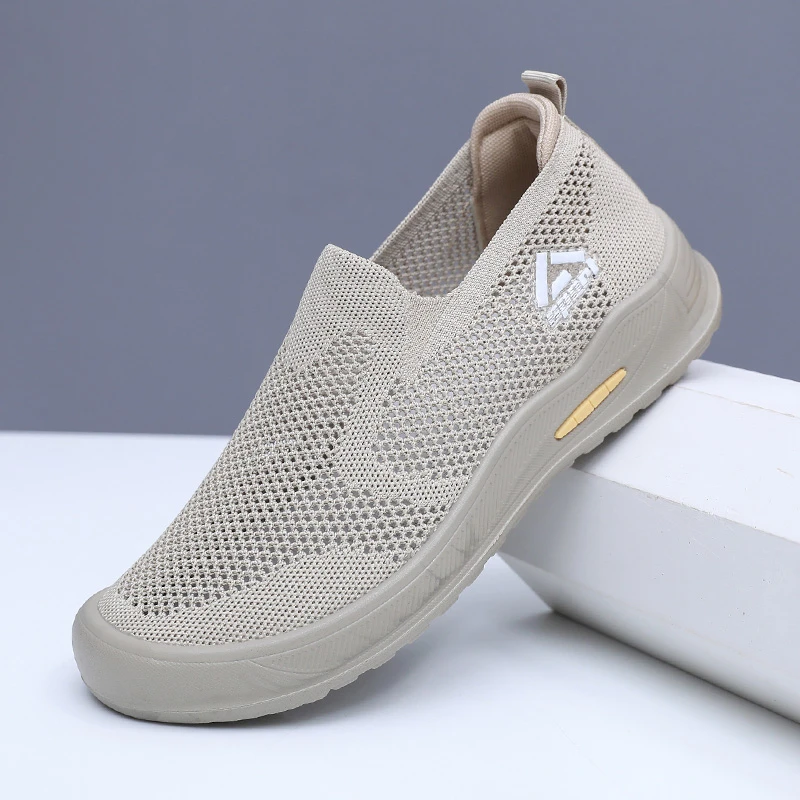 2025夏季新款平底耐磨休闲鞋网面透气健步鞋男一脚蹬老北京布鞋男
