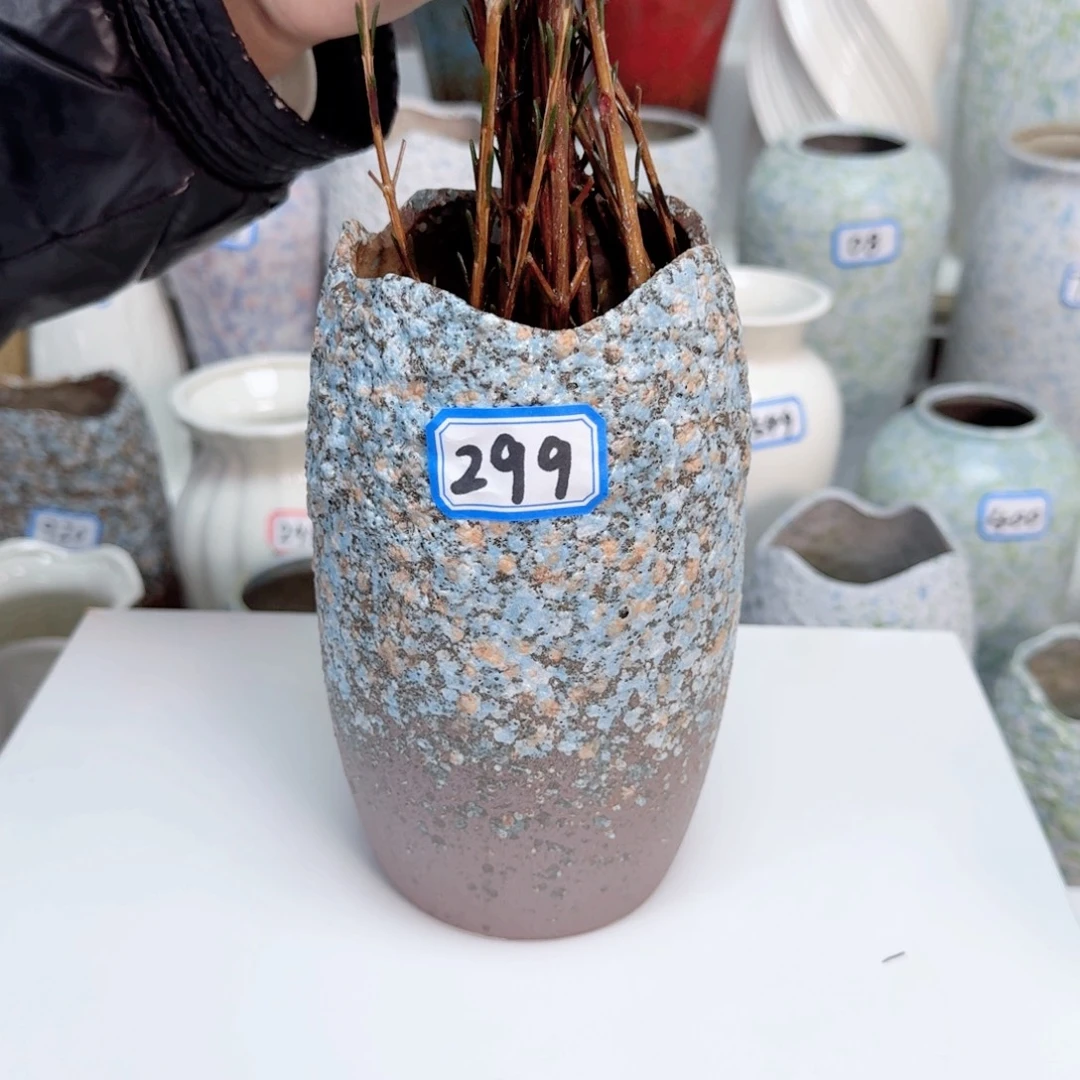 299号陶瓷高17.5厘米一个