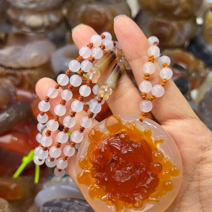 玛瑙/玉髓手镯未镶嵌