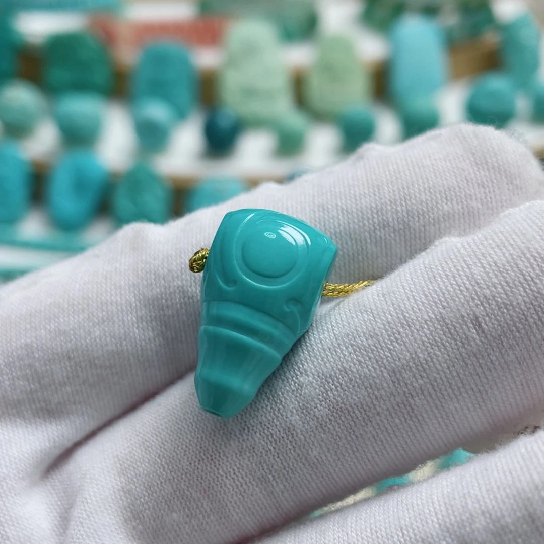 8***8绿松石未镶嵌珠宝奇石