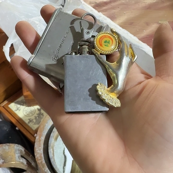 虎***1扇子cbfbdhdhdbdbddb