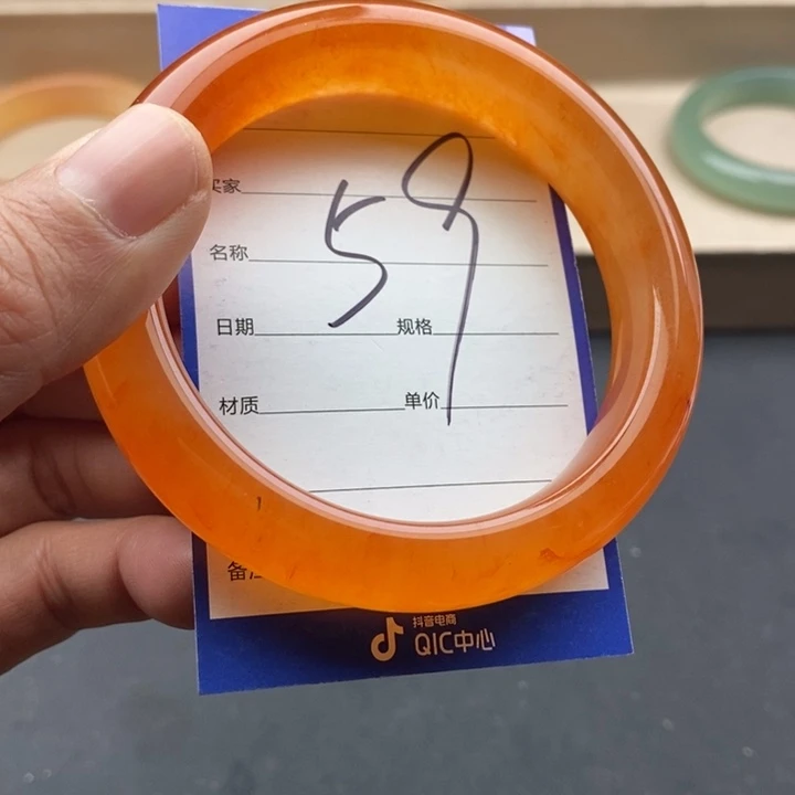 石英质玉未镶嵌手镯