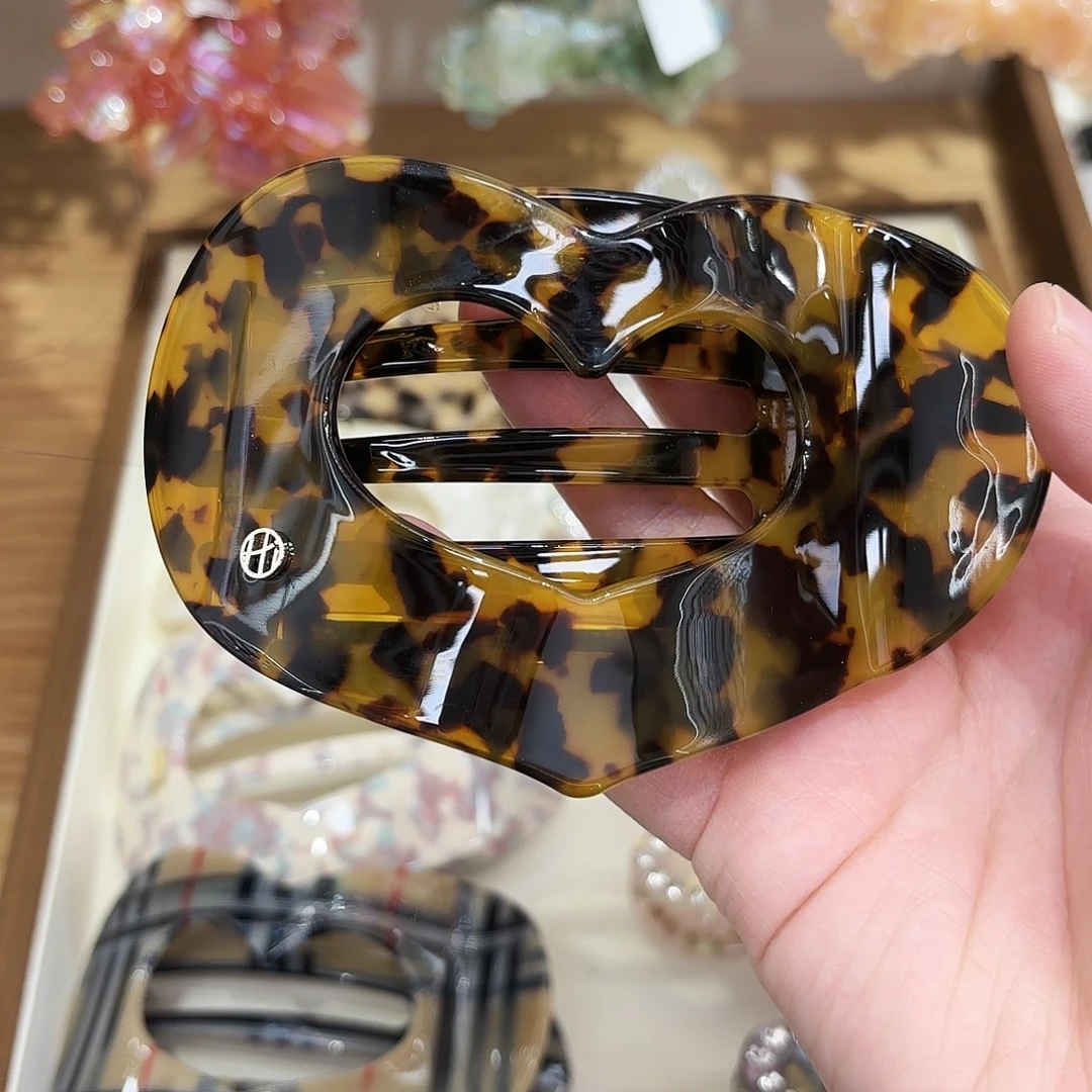 皮质铁合金爱心懒人夹