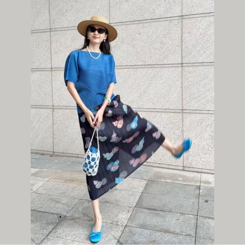 【韩女士穿搭】夏季一字领短袖蓝色上衣加葫芦印花直筒半裙