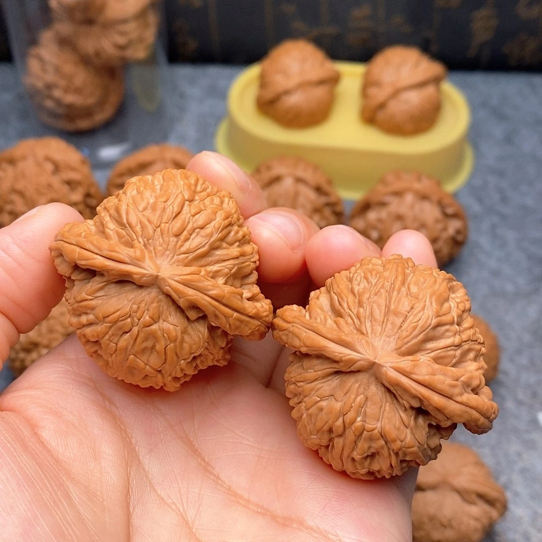 文玩核桃把件白狮子42全品