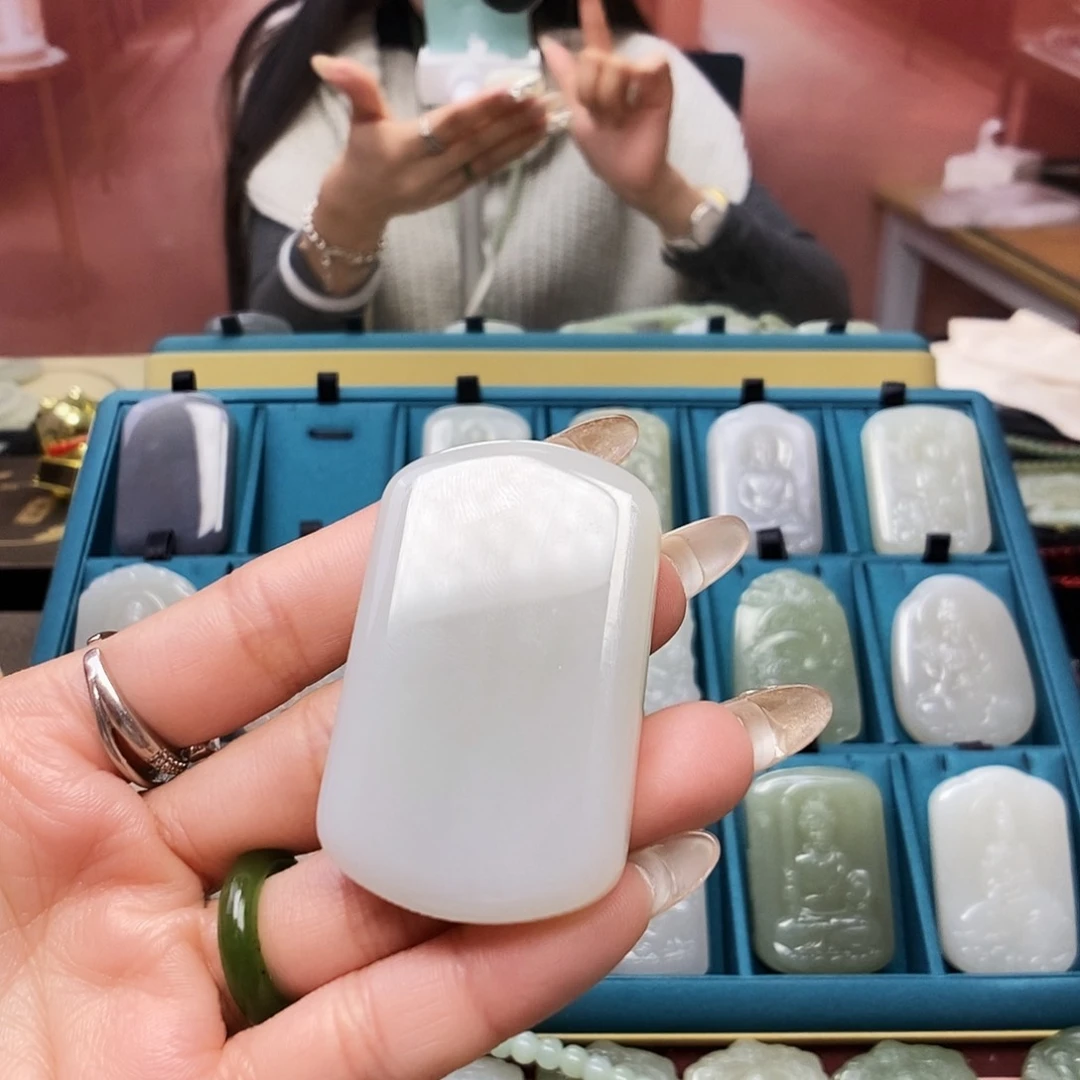 和田玉颈饰未镶嵌用****0