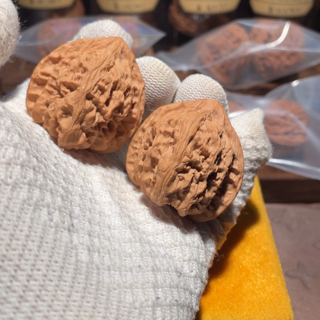 文玩核桃把件41火焰马蹄