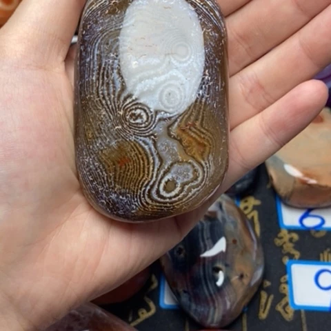 未镶嵌玛瑙/玉髓珠宝奇石高****乡