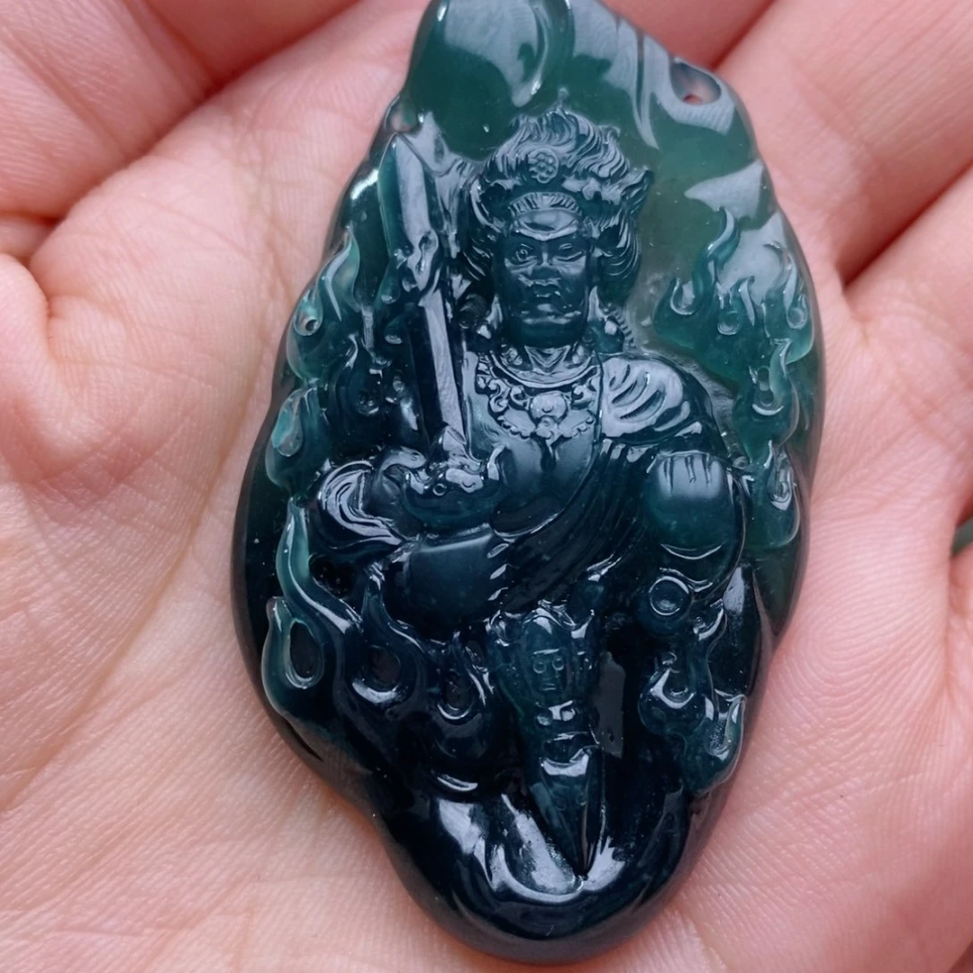 翡翠颈饰未镶嵌不动