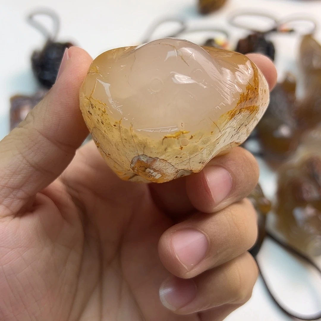 玛瑙/玉髓未镶嵌颈饰